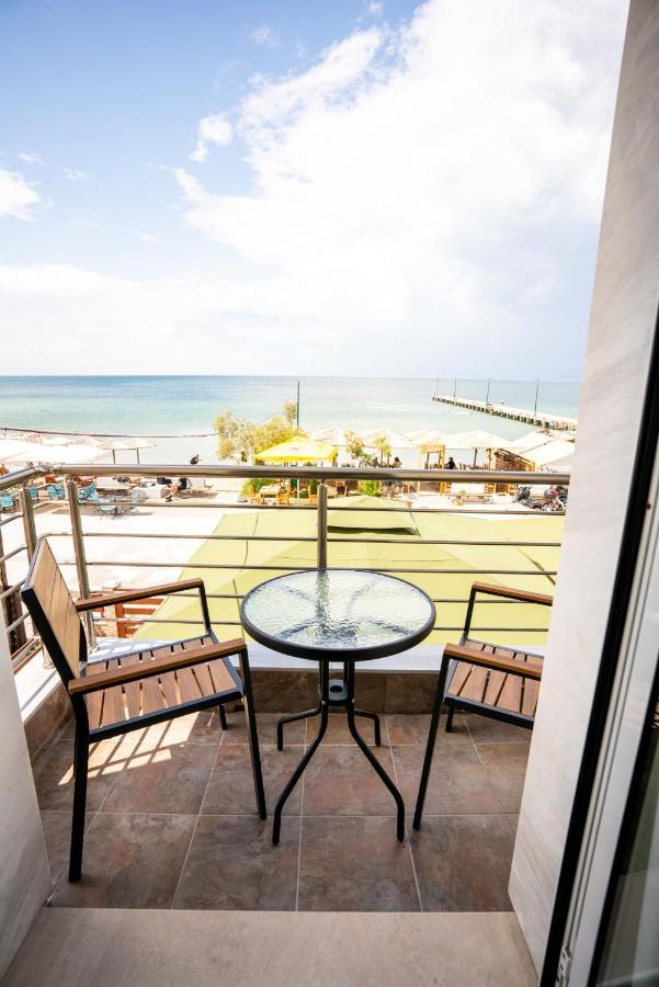 Casa La Scala Hotell Agia Trias Exteriör bild